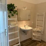 Alojamento de Acomodação e Pequeno-almoço Il Cedro 3*